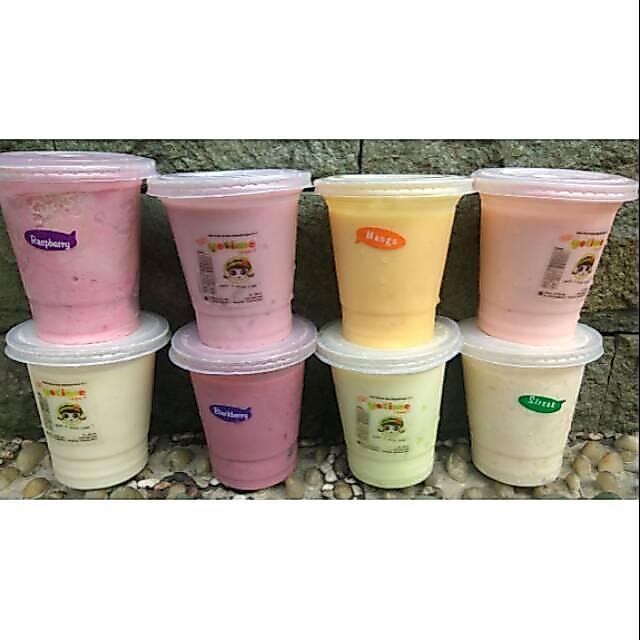 Yoghurt Yotime kemasan cup 250 ml