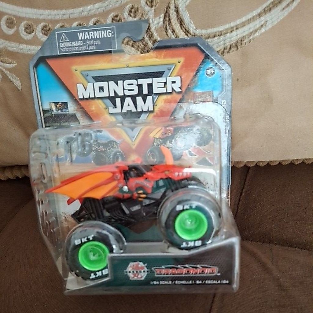 dragonoid monster jam bakugan velg hijau