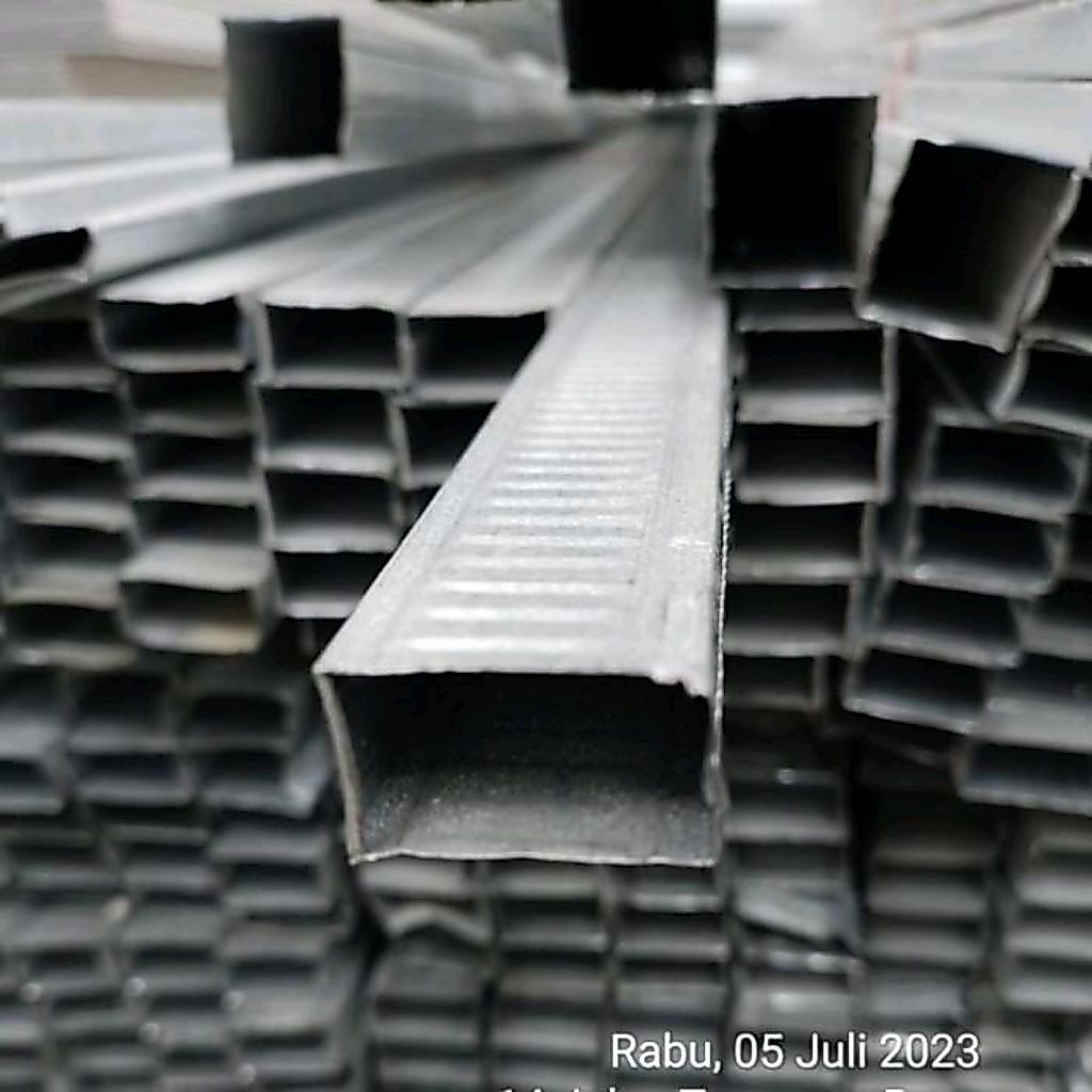 Hollow 2x4 Galvalum 0.30