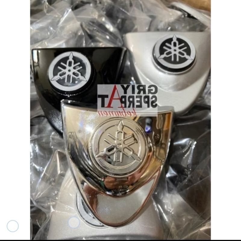 AJM - Bijian Emblem LOGO Panel Dasi Depan Yamaha Vega R F1ZR FIZR F1Z FIZ R silver crom chrome hitam