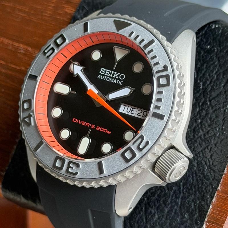 Seiko SKX Titanium Black Orange Exclusive NH36 Automatic DayDate