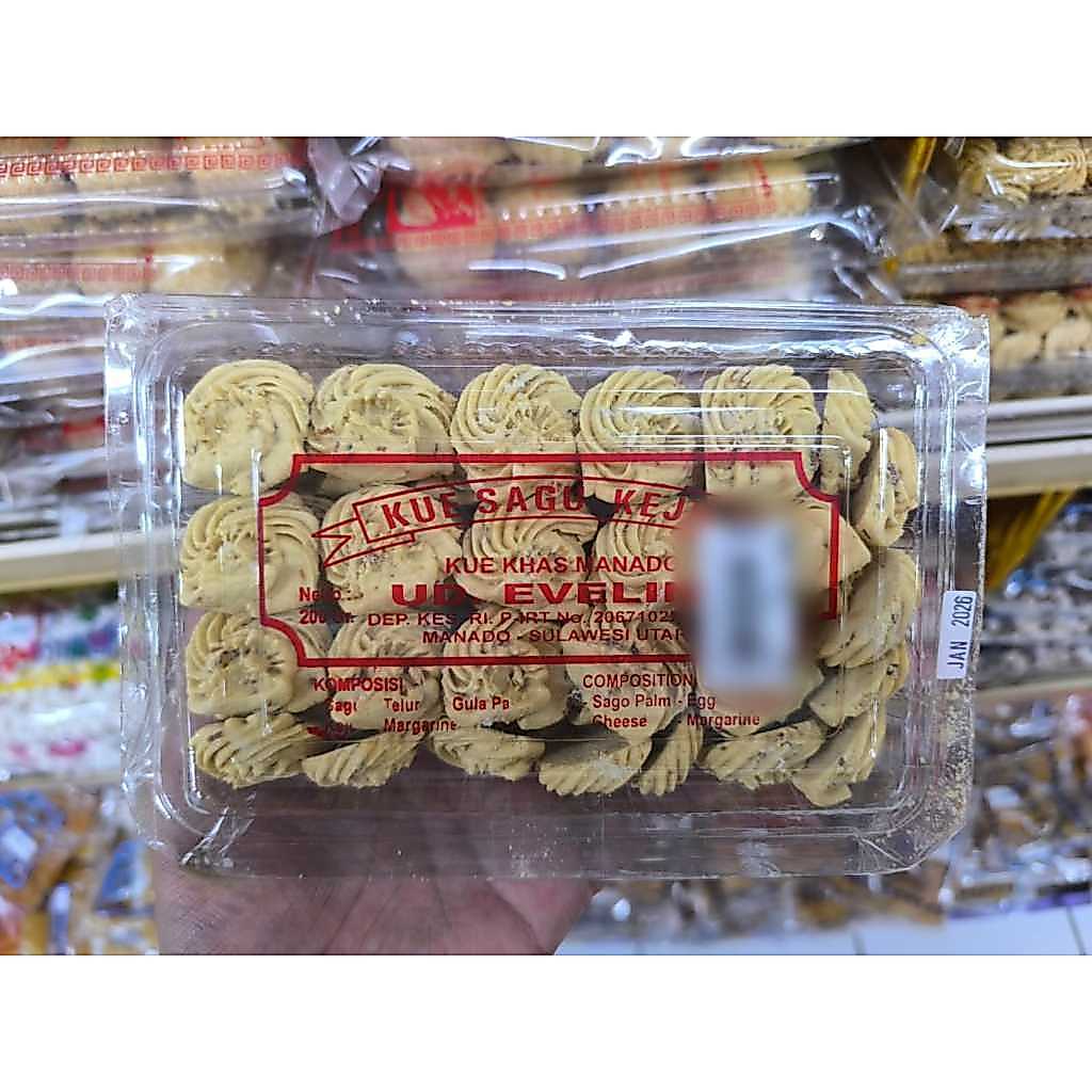 Kue Sagu Keju Oleh-oleh Khas Manado