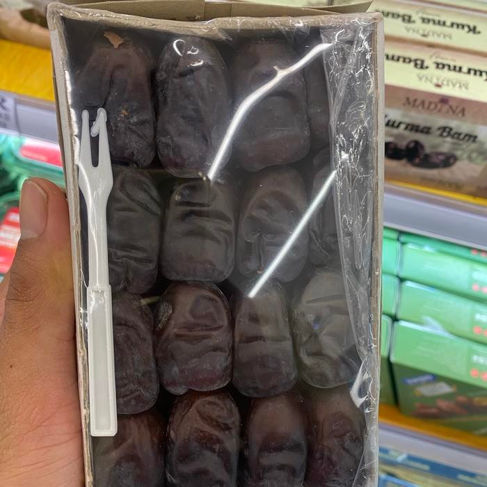 

KURMA ANGGUR BAM 500GR/ KURMA ANGGUR SUPER LEMBUT 500GR