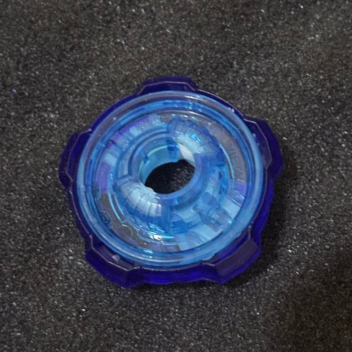 Beyblade x ratchet 5-80 phoenix wing