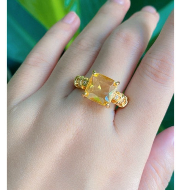 Cincin Emas Batu Kuning Kotak Batu Giok Perhiasan Wanita