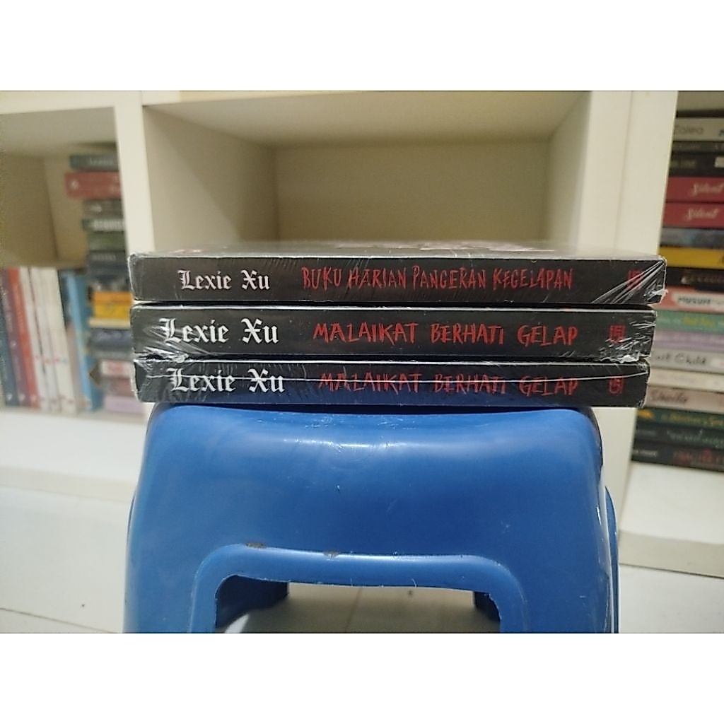 DARK SERIES BY LEXIE XU
