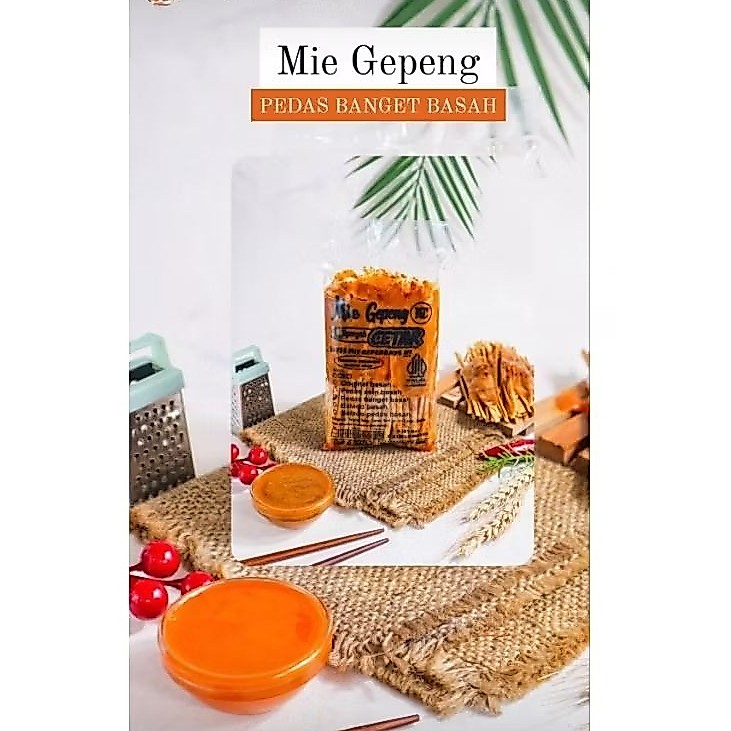 Mie Gepeng Nyonya Cetar