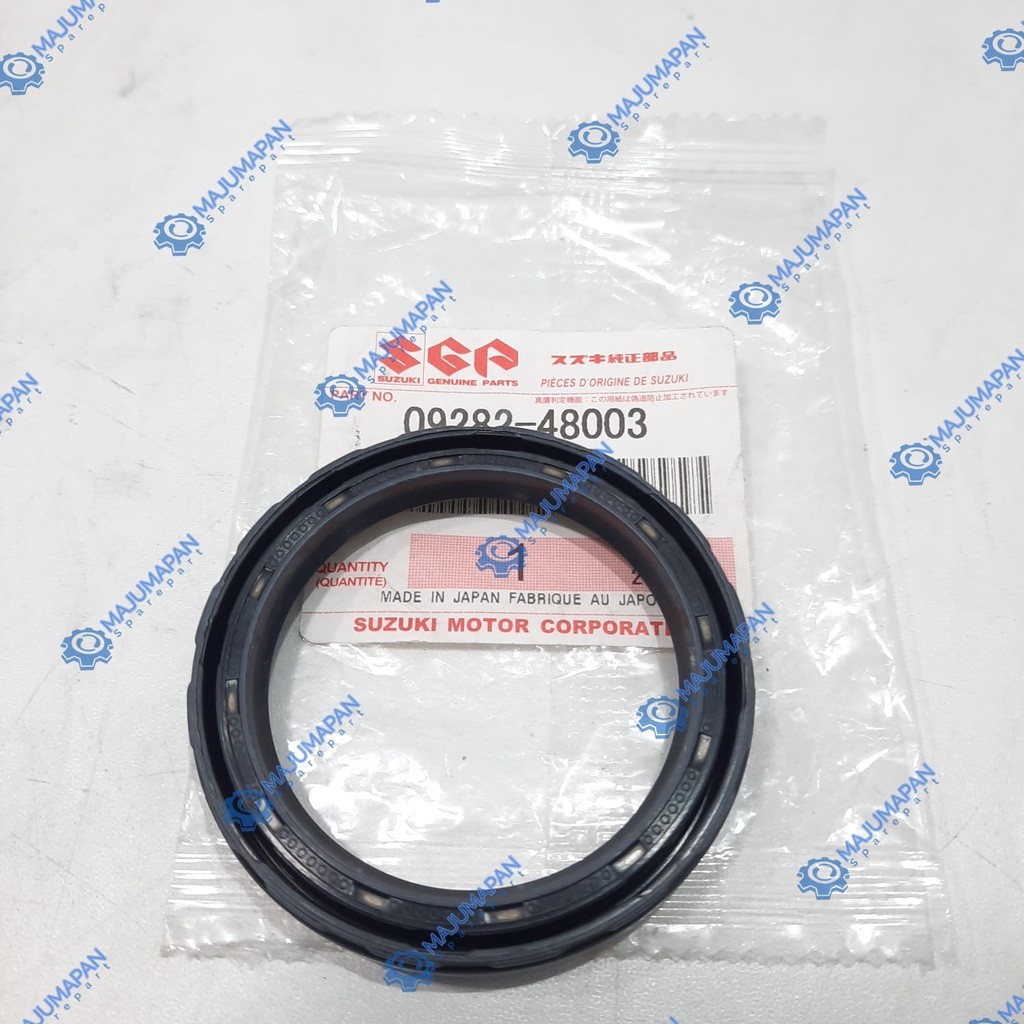 oil sil seal as roda belakang dalam suzuki vitara escudo sidekick.
