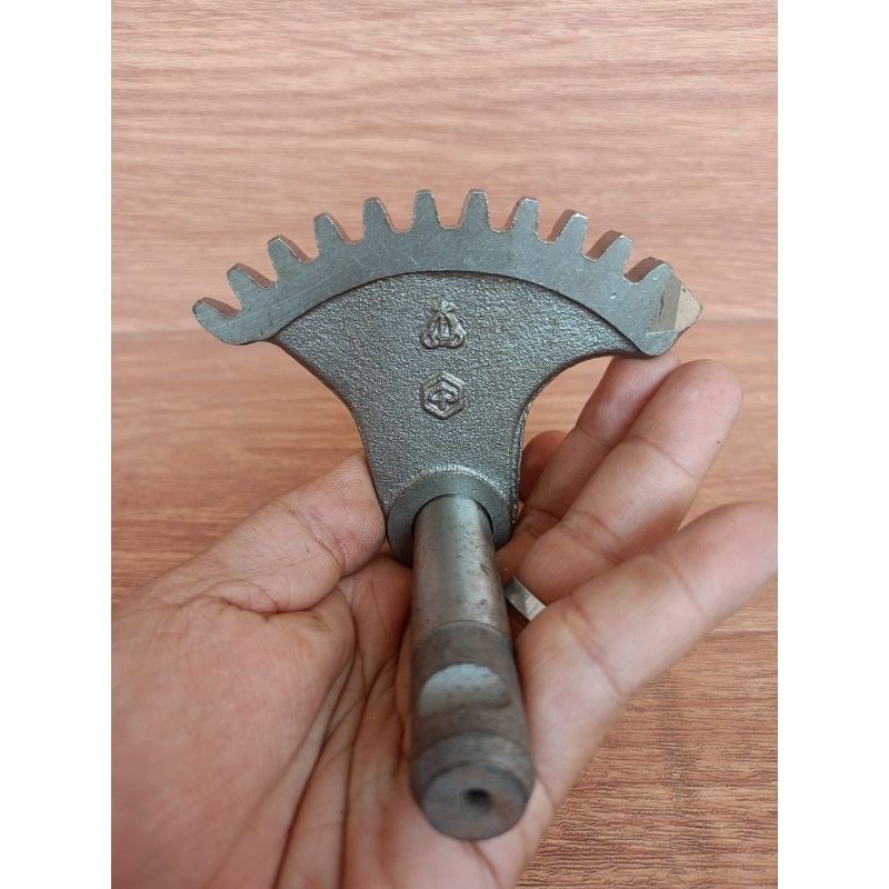 as selah gigi kampak vespa super sprint bajaj