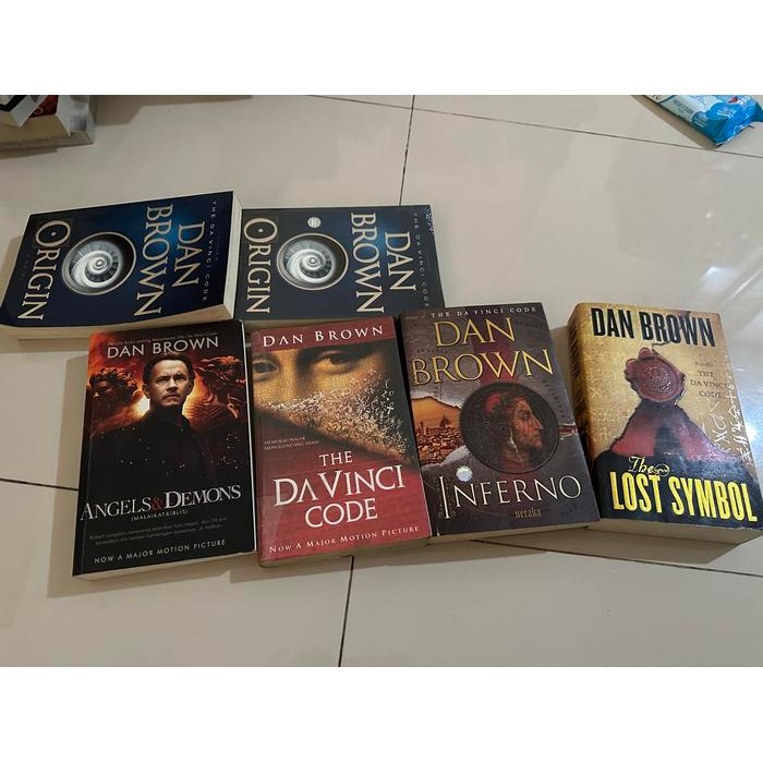 Novel Dan Brown Bekas Koleksi Pribadi Soft Cover - Da Vinci Code