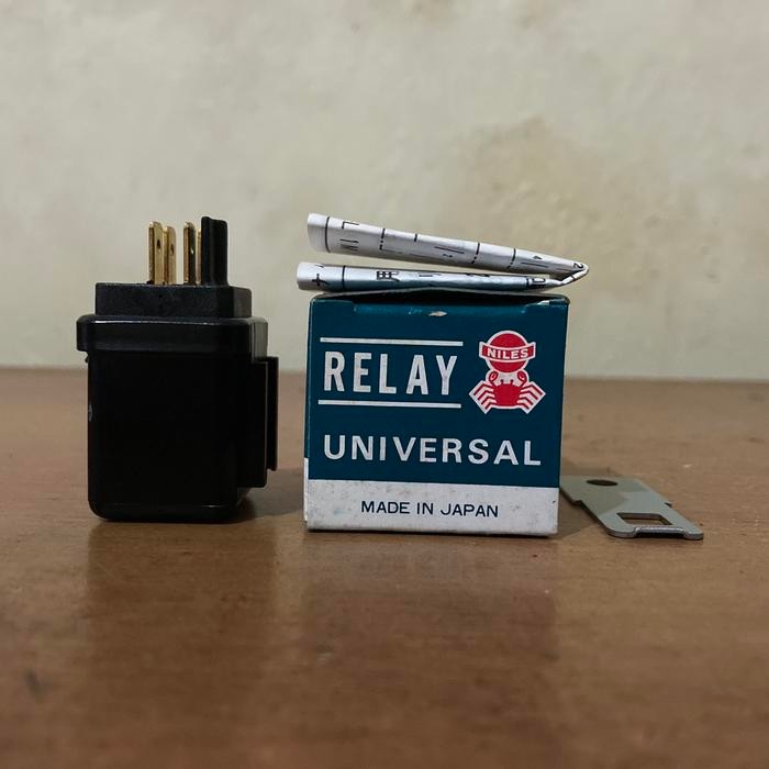 Relay Lampu Depan 12V 25A 4 Kaki  Corolla Corona KE70 DX RT132 TT132 GL SE EX Saloon Twincam Wagon G