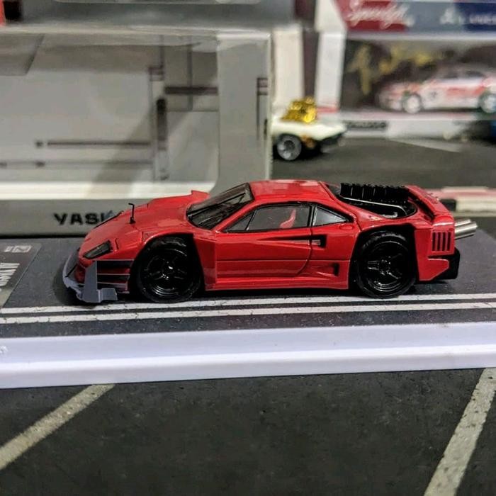 Diecast DCM Al Yasid Custom Ferrari F40 Red TKsb99