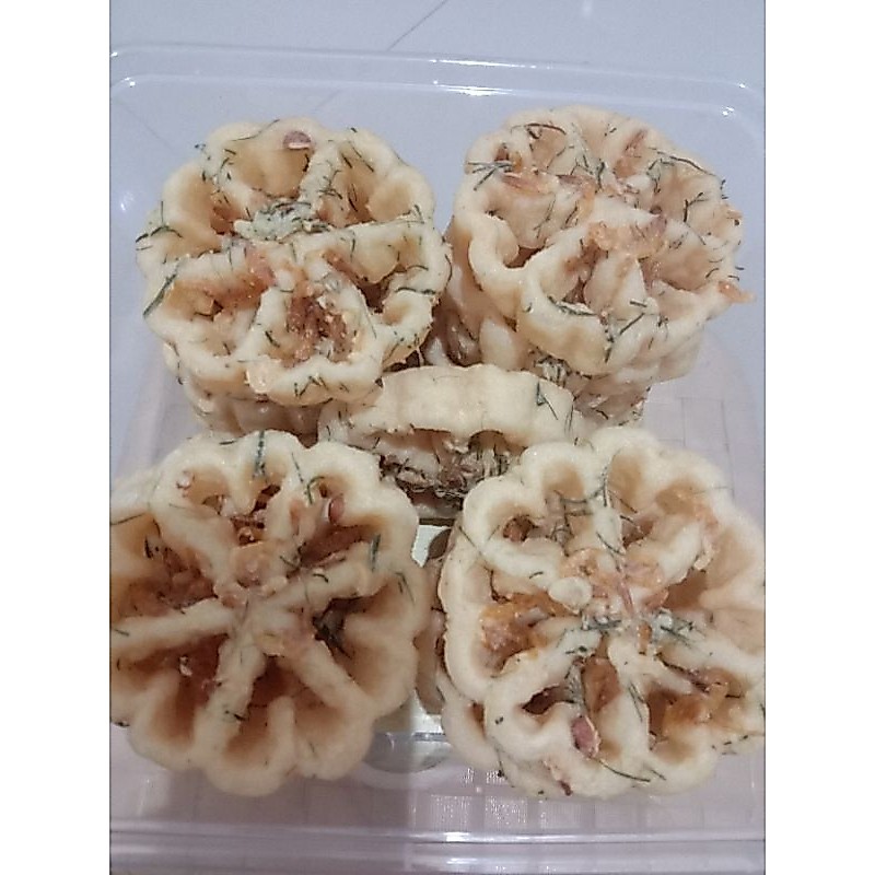 peyek kembang goyang/ peyek oyot