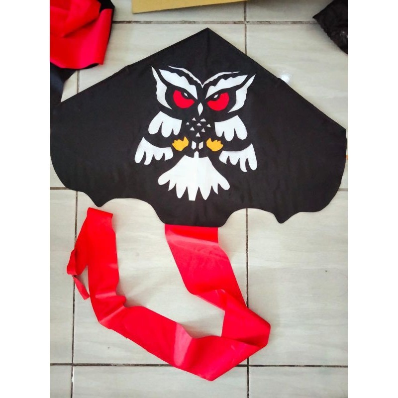 layangan kain motif celepuk burung hantu