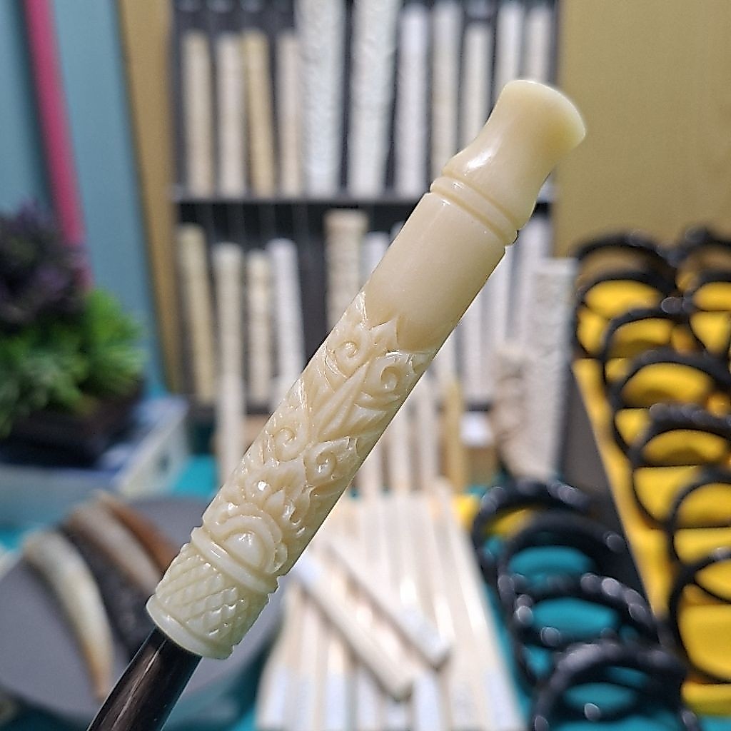 pipa once tulang sapi impor original ukiran ornamen premium, unik dan menarik