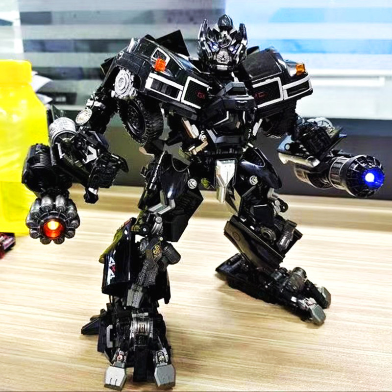 BMB Transformation Robot Black Mamba LS-09 LS09 AW01 Ironhide Expert