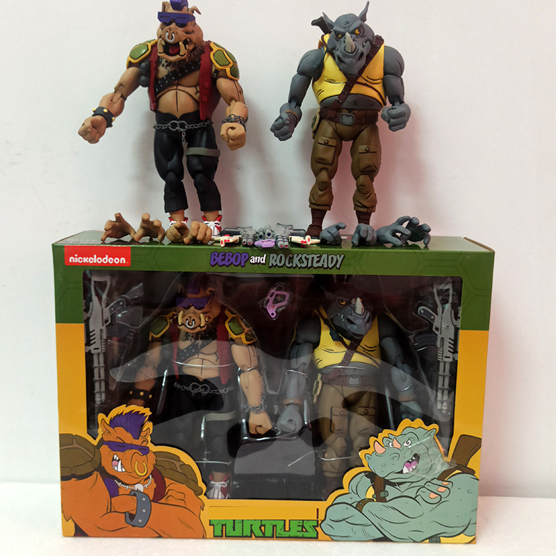 2PCS/Set NECA Shredder Mielangelo Foot Solder Donatello Krang Figure Bebop Rocksteady Turtle Figure 