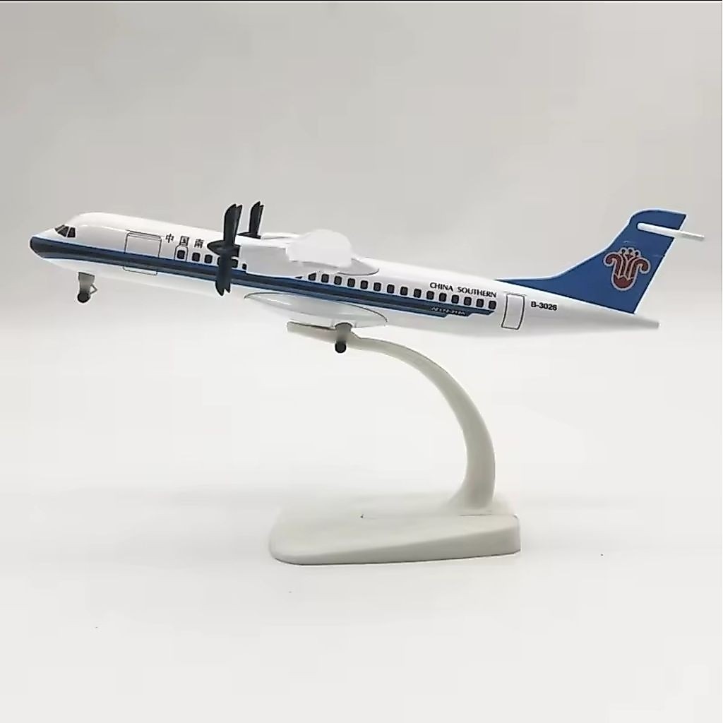 20CM ATR CHINA SOUTHERN MINIATUR PESAWAT DIECAST BESI METAL PAJANGAN DISPLAY