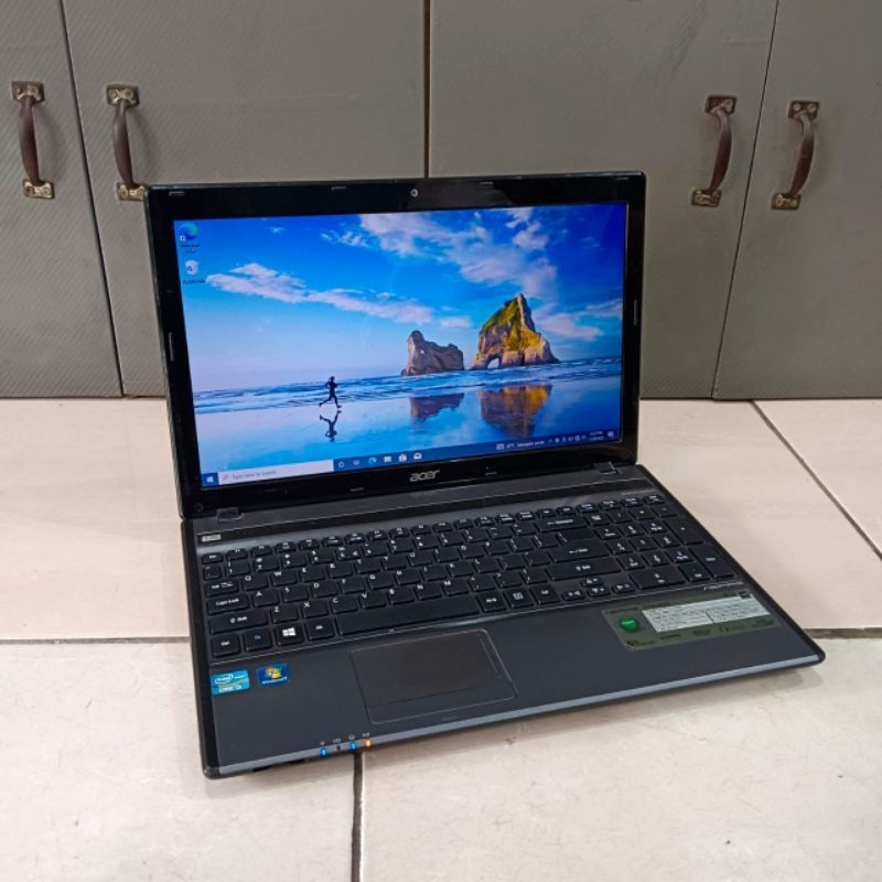 Laptop Acer 5755, Core i5 - 2450M 4 gb hdd 500gb