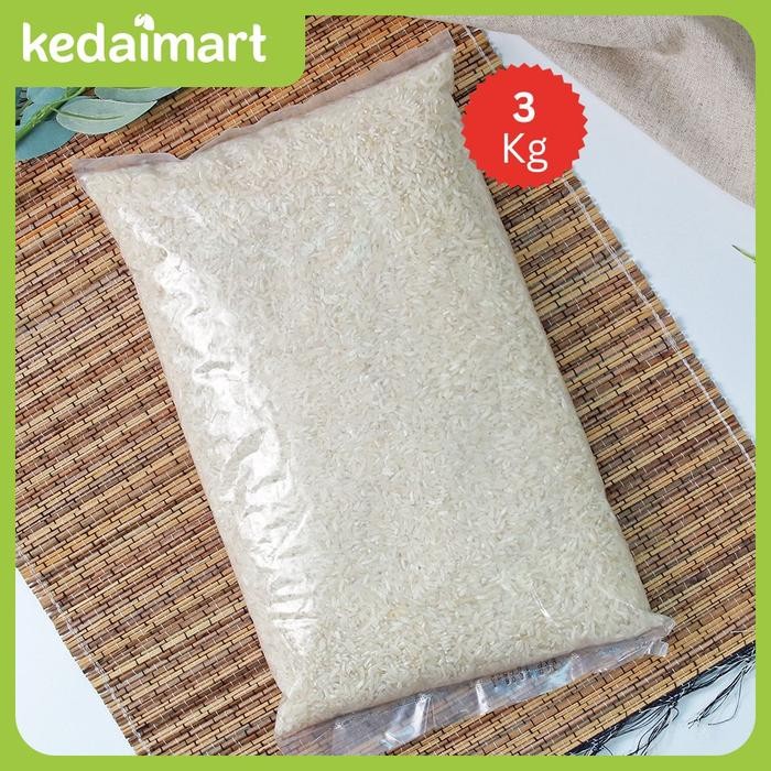 

Beras Putih Premium Kemasan 3 Kg