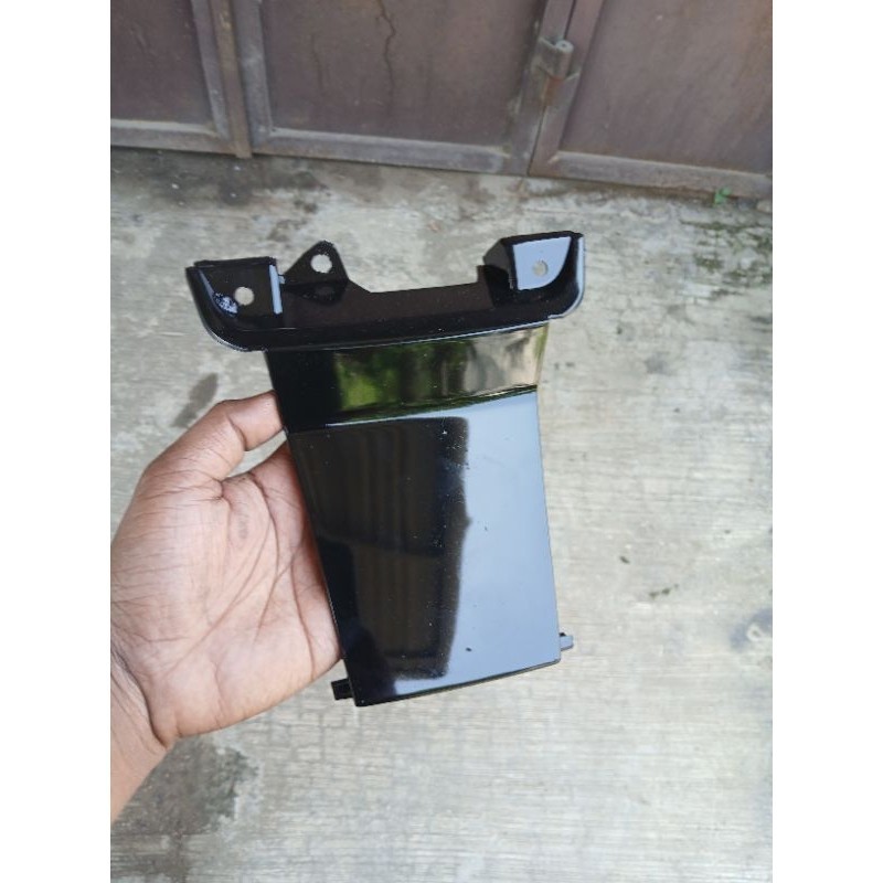 Pet body pad body covertail sambungan body belakang tornado/shogun kebo warna hitam