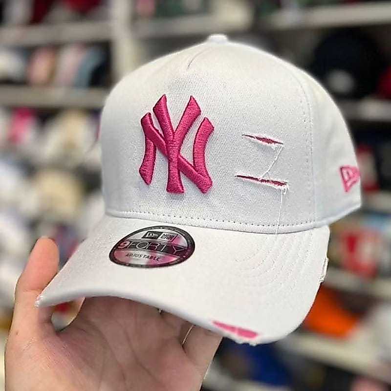 topi Sobek NY Yankees 9fifty adjustable damage putih bordir pink berbagai varian terbaru pria wanita