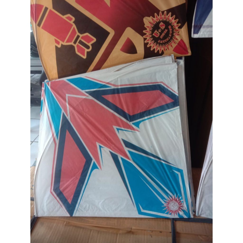Layangan Sukhoi Sukoi kertas Sablon biasa bukan kertas minyak min beli 25 pcs