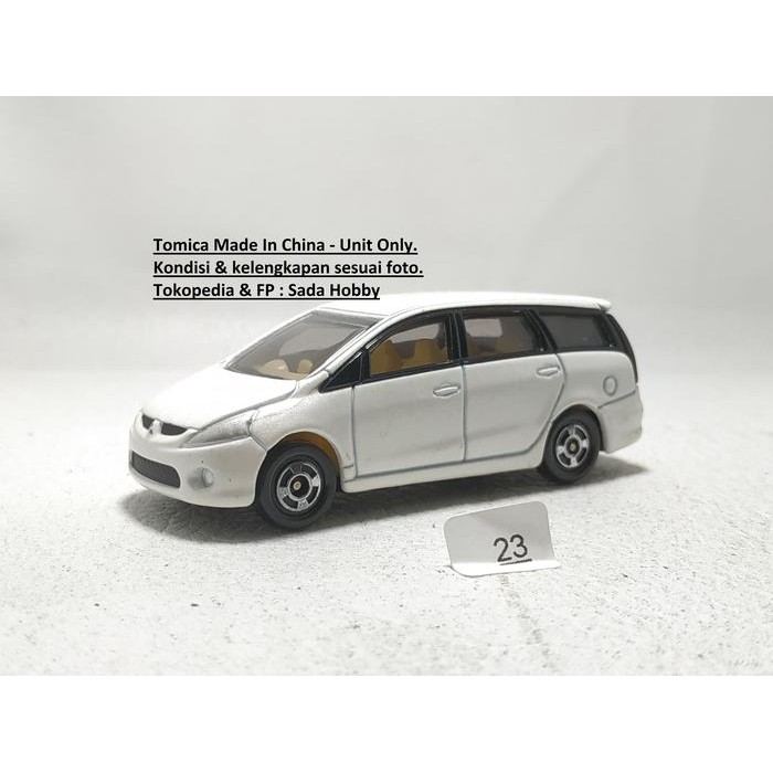 HW  Tomica 27 Mitsubishi Grandis Putih Unit Only