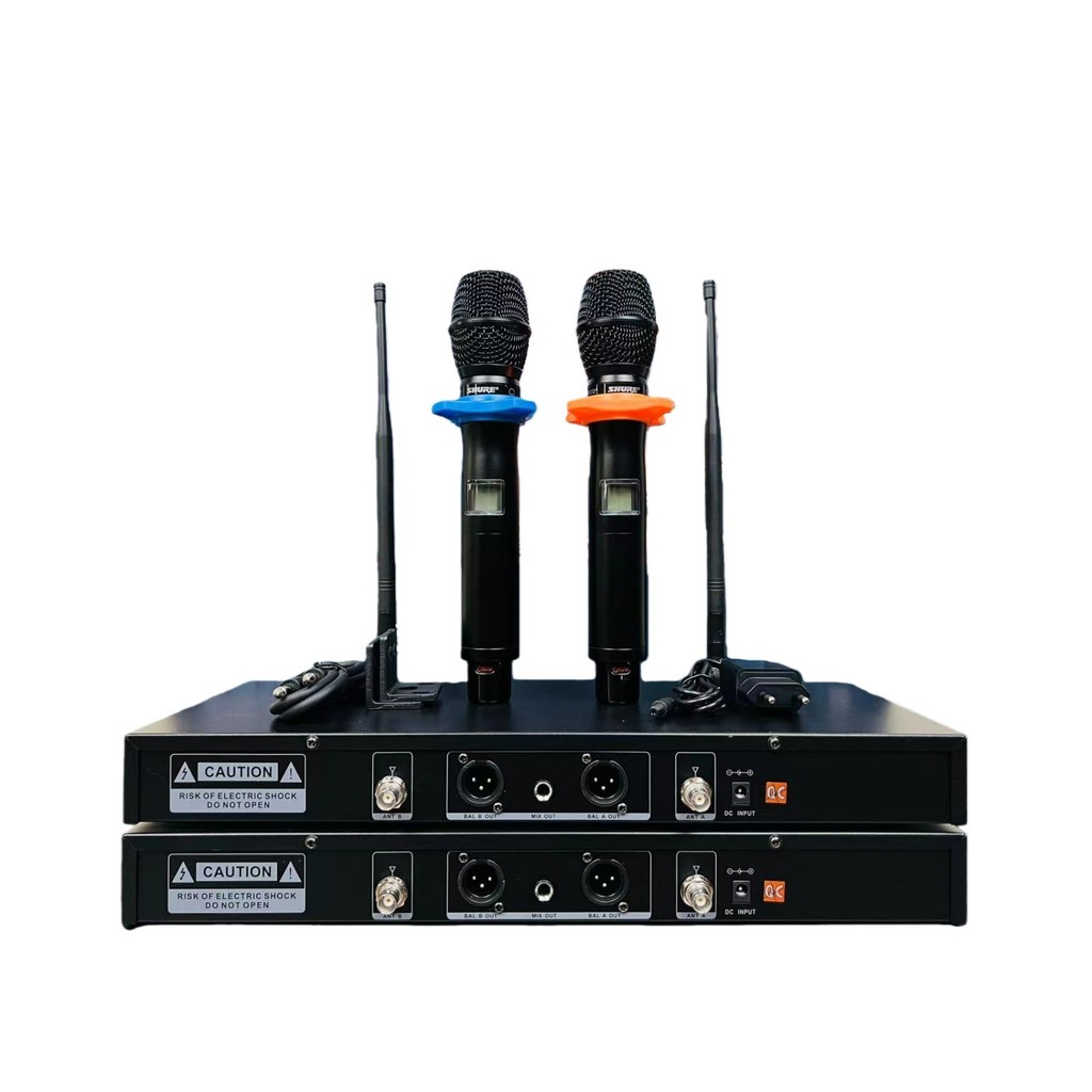 MIC WIRELESS SHURE UR12D+ WARNA HITAM 4 ANTENA UR 12D+ B ur 12 d+ b