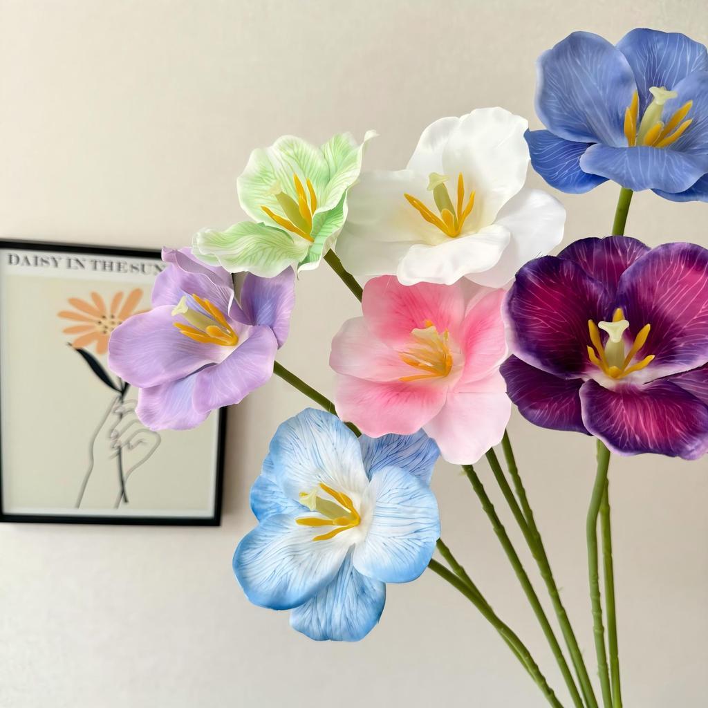 [COD] Bunga Simulasi Tulip 55Cm Plastik Artificial Bunga Hias Dekorasi Restoran Backdrop