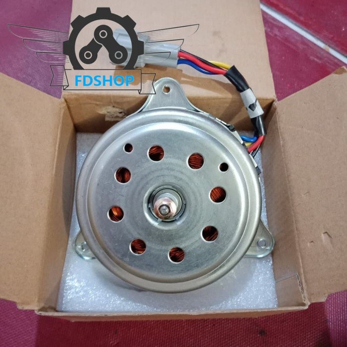 motor fan radiator nissan march