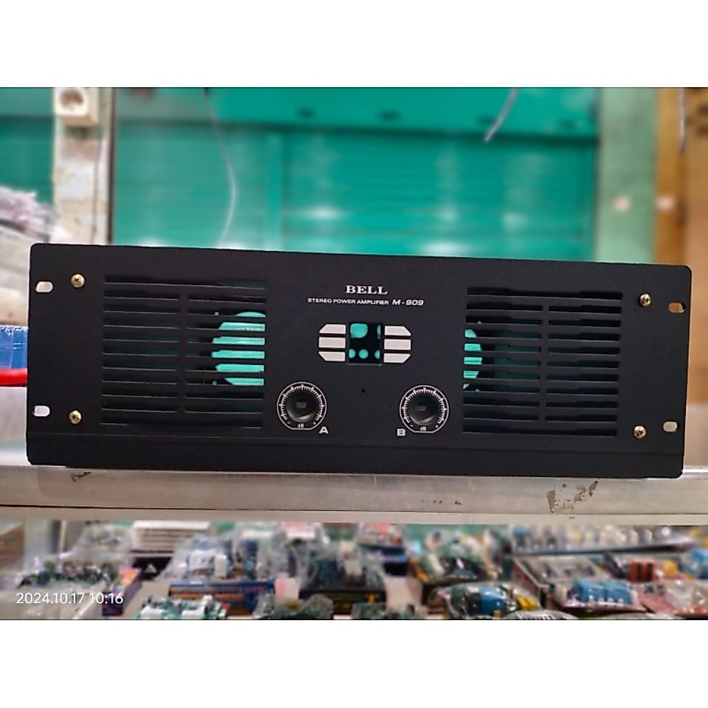 Bok power Amplifier M 909