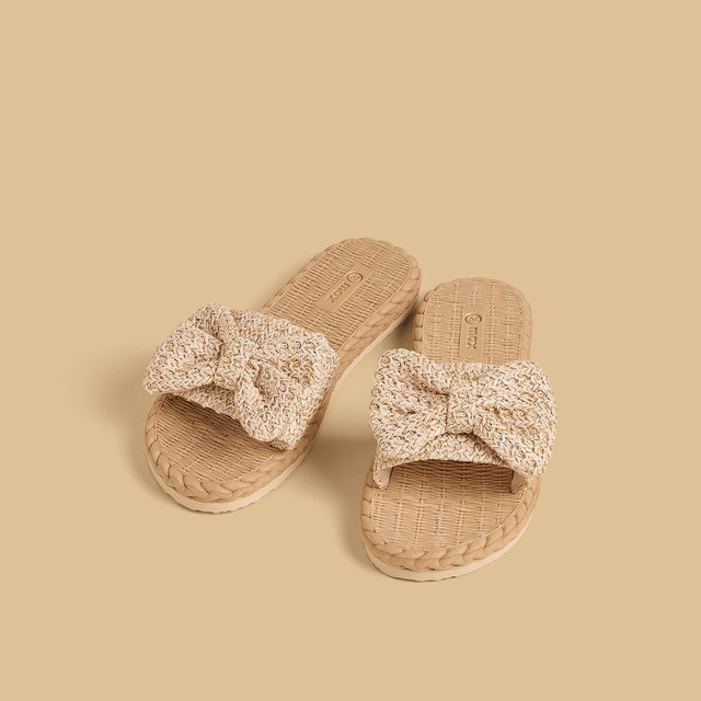 Max Fashions Sandal Wanita Bow Accent Beach Slippers