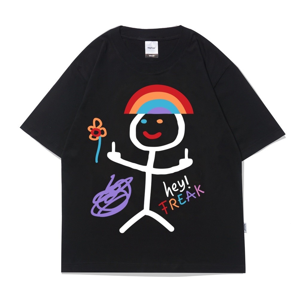 Kaos Tangan Pendek Oversize dengan Lukisan Sketsa Orang Tusuk Pelangi yang Menyenangkan