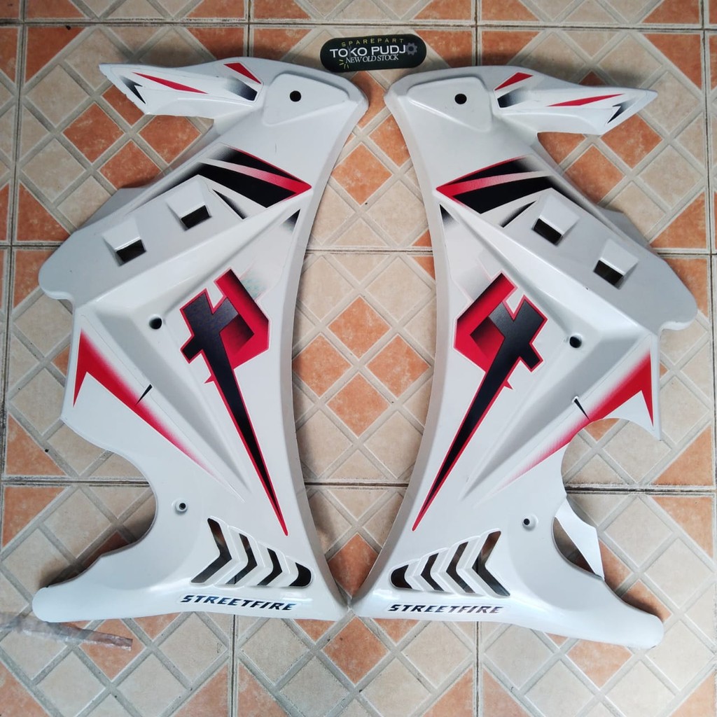 COD/LEGSHIELD FAIRING SAYAP SET WARNA PUTIH HONDA CB150R LAMA -NEW OLD STOCK-