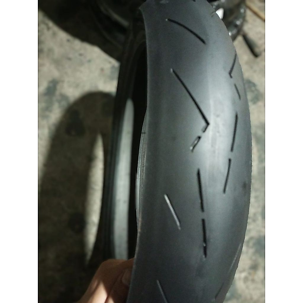 Ban soft ukuran 90/80-17 100/80-17 110/70-17 Merek Pirelli Diablo Rosso Corsa II