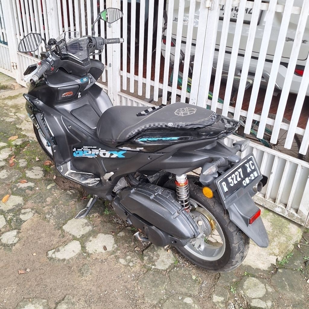 COD Breket Plat Nomer Yamaha Aerox 155 Set Mata Kucing | Breket Mata Kucing Aerox | Lampu Reflektor 