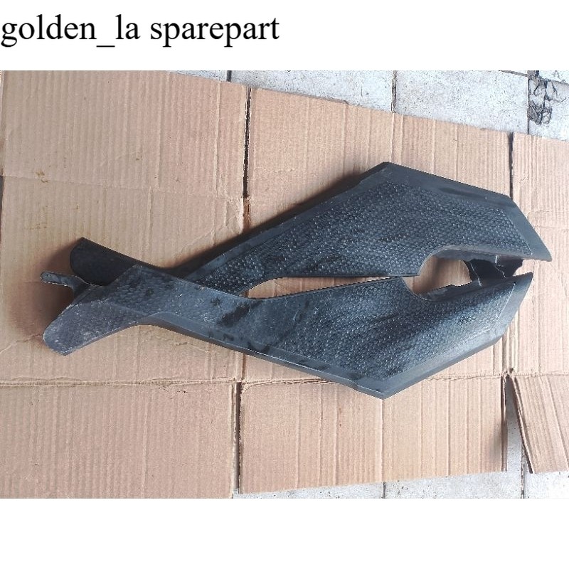 cover tutup blok aki Yamaha Vixion nvl new original copotan