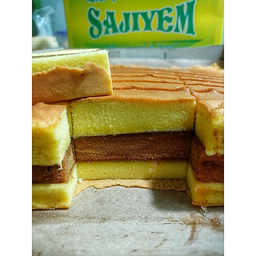 Roti Mandarin khas Solo | sajiyem | Roti Legend solo | Lapis Surabaya | |