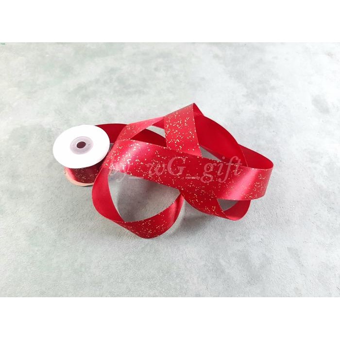 

Pita Merah - Motif Gold; Lebar 3.8 cm Panjang 10 Yard - Dots