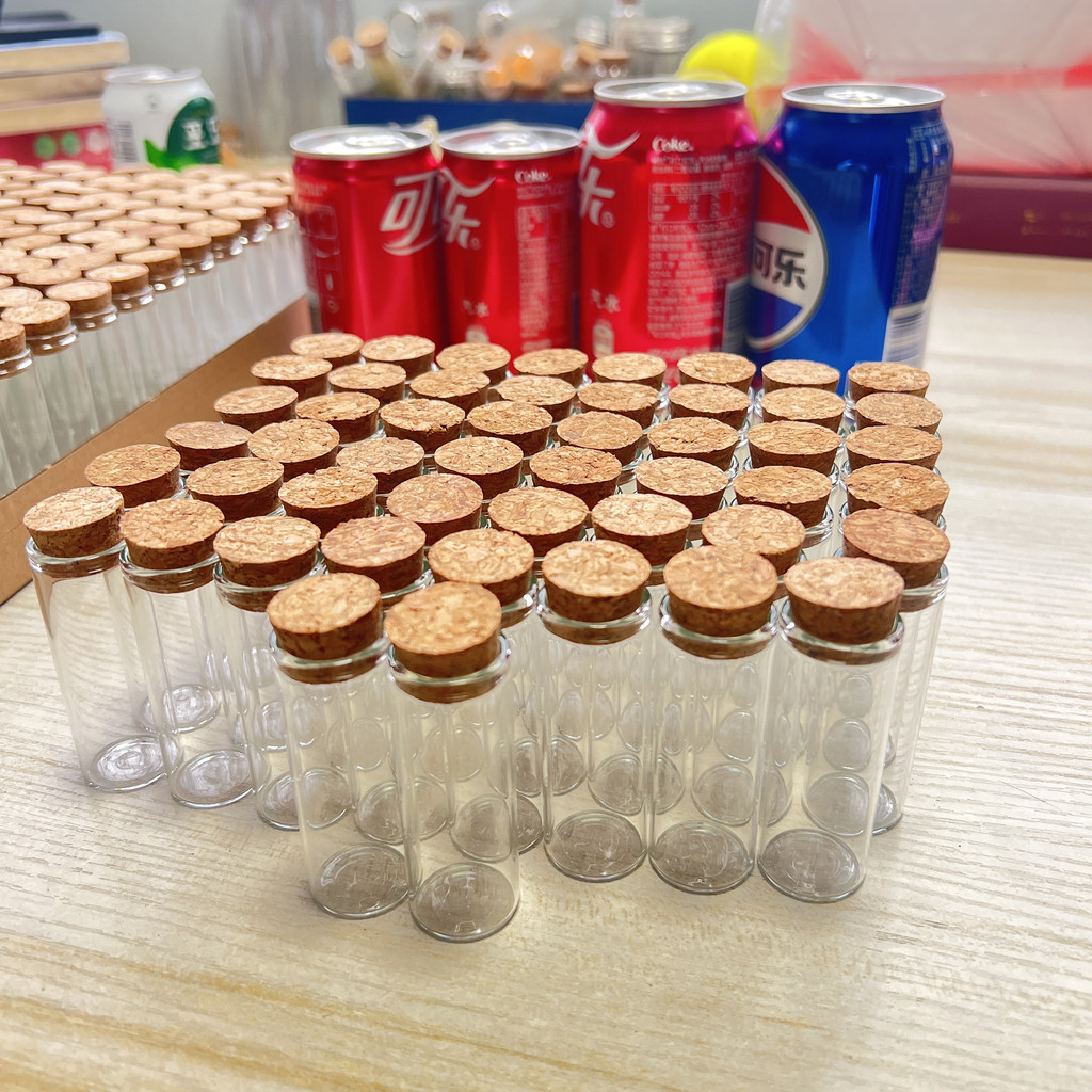 

54/72 pcs 12ml Candy Glass Bottle 17×22×60mm Glass Test Tube Cork Mini Bottles Container Small DIY Mat- Jars Vials Tiny glass