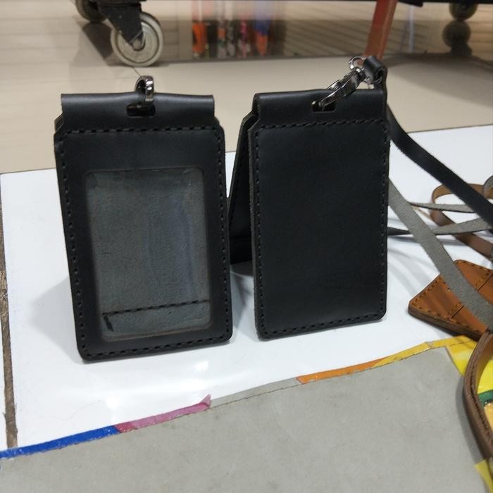 Nametag id card Holder asli kulit polos - Hitam
