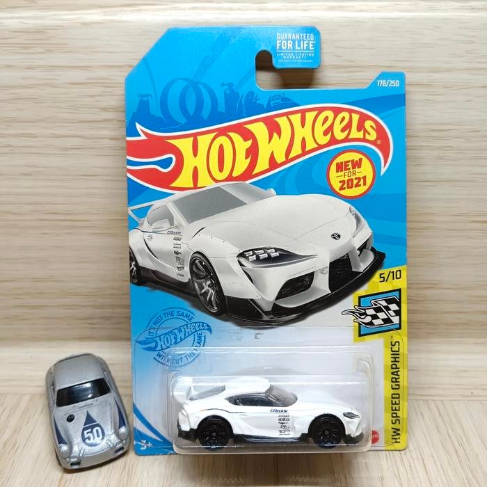 hot wheels 20 toyota gr supra putih SWO86