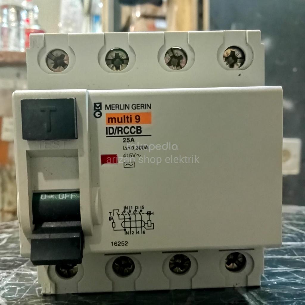 ID/RCCB MERLIN GERIN 4P 25A 300A