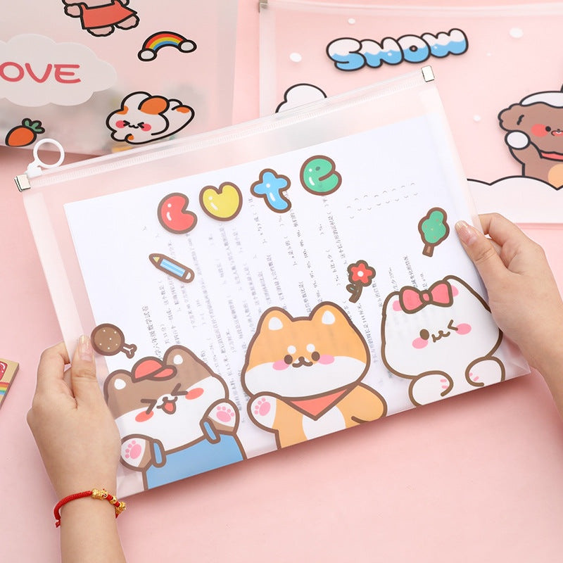 

Plastik Map Karakter Bening Zip Ukuran A5