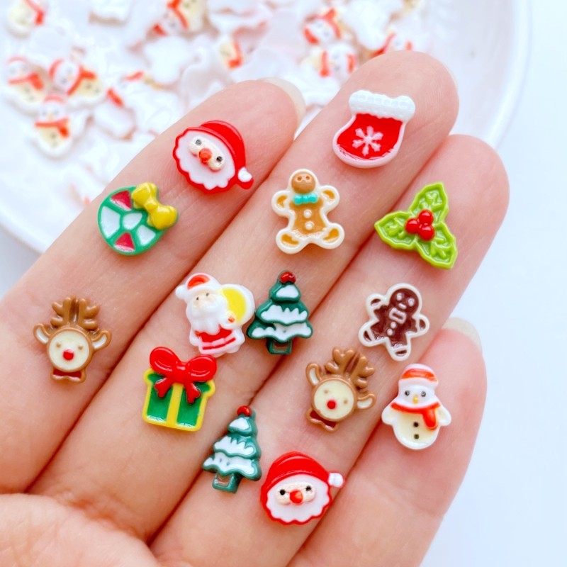 

50Pcs New Cute Mini Cartoon ristmas Series Resin Figurine Crafts Flatback Ornament Jewelry Making Hairwear Accessories