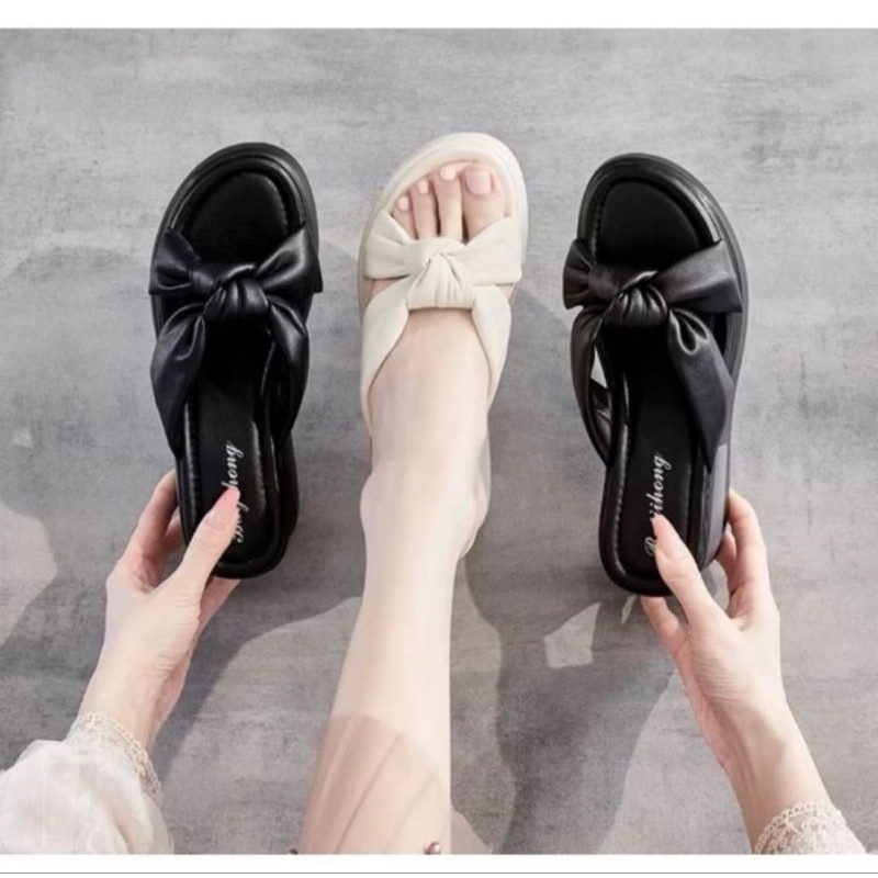 Sandal Wedges Wanita Remaja Kekinian 2025 Sandal Cewek Model Terbaru Sandal Wanita Casual Elegan