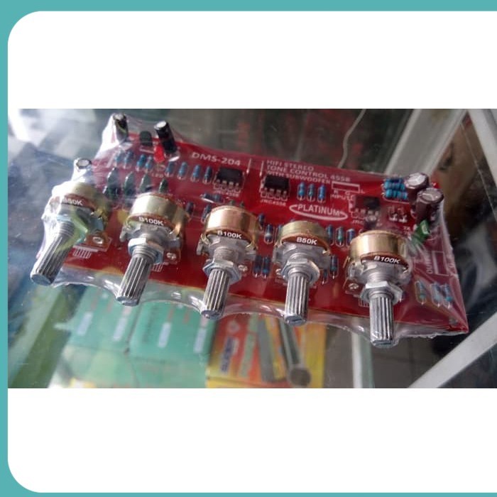 stereo TONE CONTROL + subwoofer dms 204 Cod