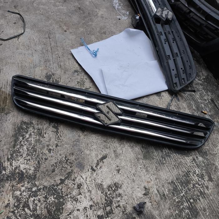 Grill Grille Radiator Suzuki Ertiga 2013
