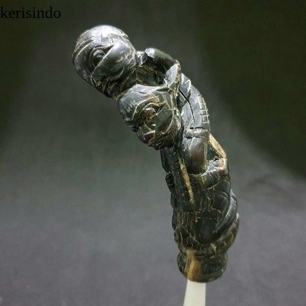 deder keris handle keris gagang keris tanduk kerbau ukir Bali alusan A KL6